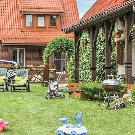 度假居 Lovely In With Sauna 鲁恰内尼达