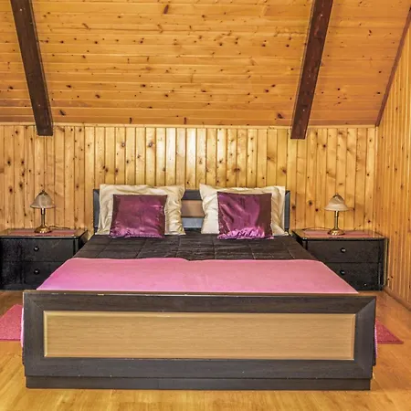 度假居 Lovely In With Sauna